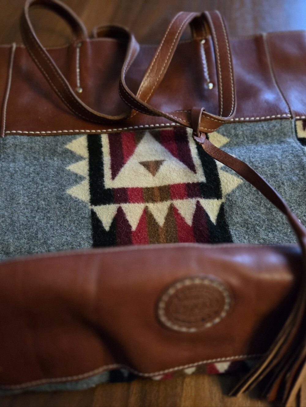 *RARE* Only One On FB - Pendleton X Roots 2015 Collection Horween Tote Bag... - Picture 12 of 12